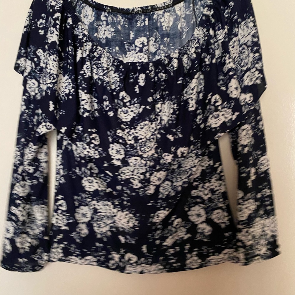 Long sleeve shirt